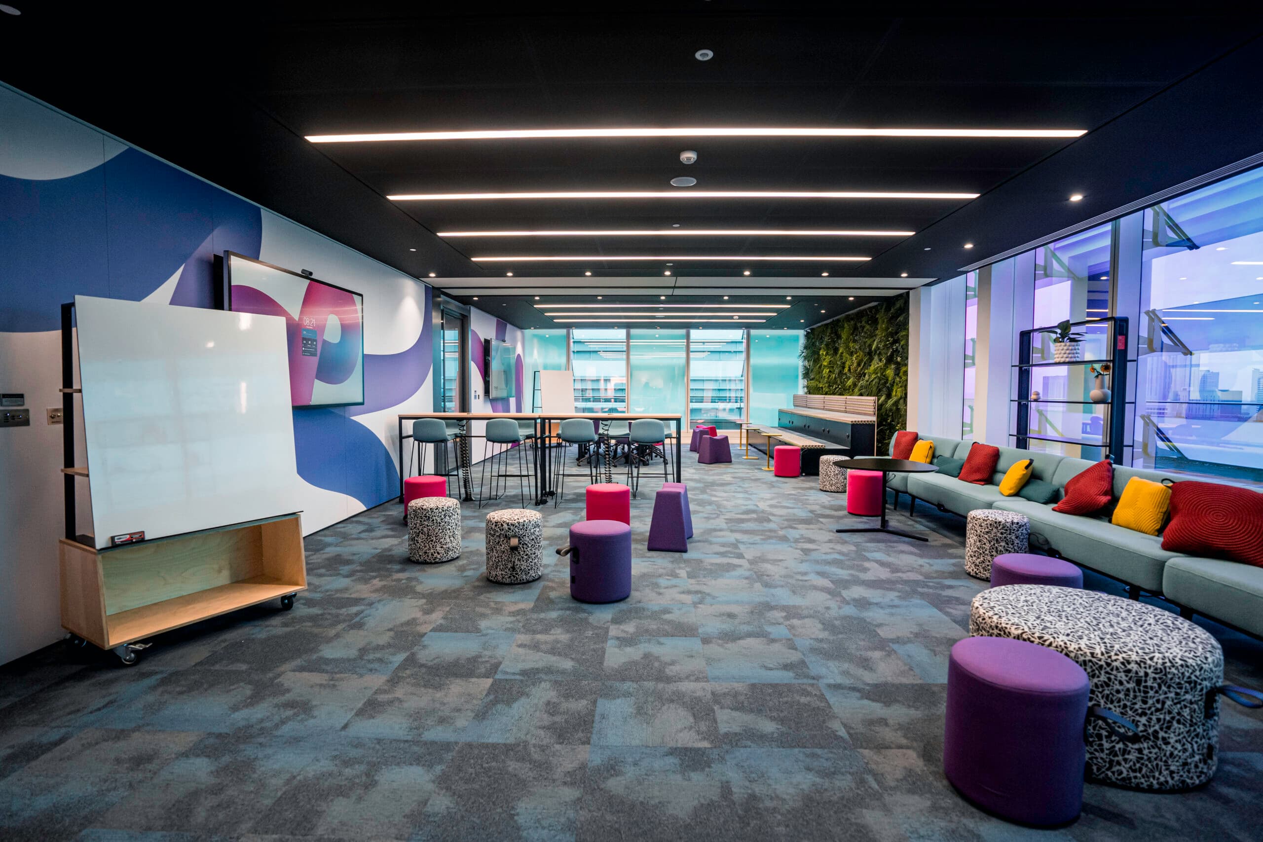 How Gowling WLG Used InnovationCast to Support AI Adoption Among Employees